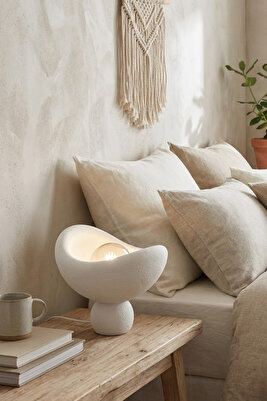 Dekoratif Luna Tasarım Masa Lambası Beyaz Abajur Loş Amber Işık, Rustik Ampul Hediyeli ürün fotoğrafı