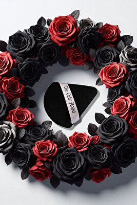 Tiara Üçgen Kadife Puf - Toz Ürün Uygulama Aparatı - 1 Adet - Profesyonel Pudra Pufu, Ponpon ürün fotoğrafı