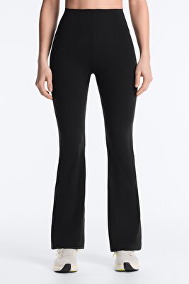 Raise up compressive flare pantolon ürün fotoğrafı