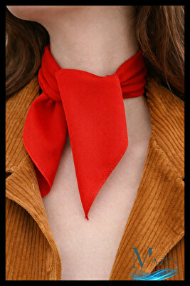 Kırmızı Renkli Düz Şifon Fular Çok Amaçlı Aksesuar (BAYRAK KIRMIZISI) ürün fotoğrafı