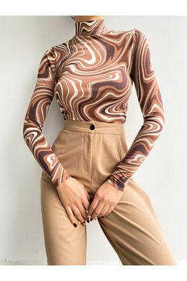 Kadın Yarım Balıkçı Karamel Desenli Body ürün fotoğrafı