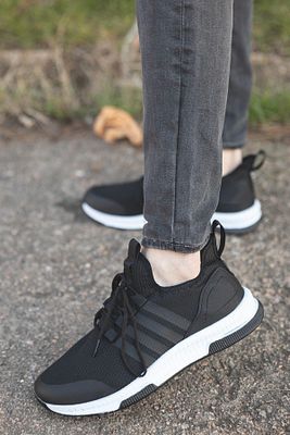Siyah Beyaz Triko Sneaker Spor Koşu Ve Yürüyüş Ayakkabısı ürün fotoğrafı