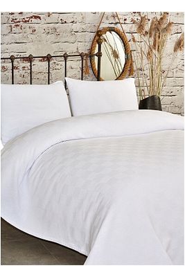 Tek Kişilik Beyaz Dama Desenli Pike. Damalı Otel Pikesi 160x230 ürün fotoğrafı