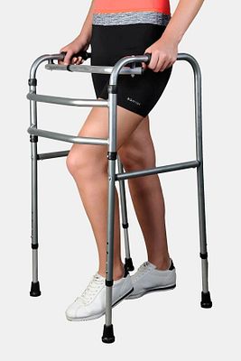 Medas Life Hareketli Katlanır Hasta Yaşlı Yürüteci Wolker Walker ürün fotoğrafı