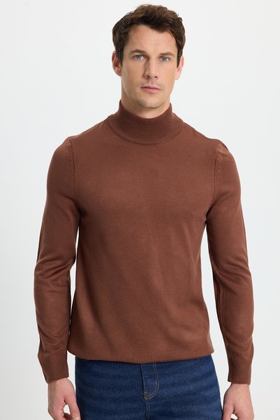 Men's Slim Fit Slim Fit Soft Textured Non-Pilling Brown Half Turtleneck Knitwear Sweater