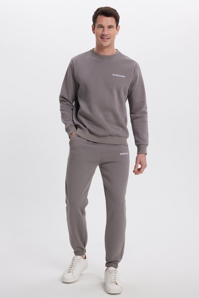 Men's relaxed fit cotton 3-thread soft-textured fleece-lined crew neck grey tracksuit set