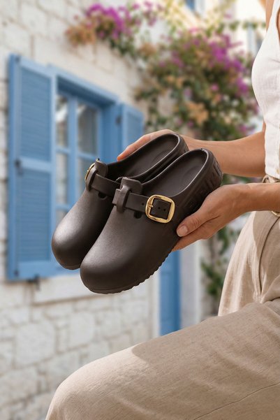 Brown Women's Slippers 21357