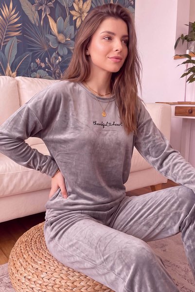 Gray Thankful Patterned Exclusive Velvet Women's Pajama Set