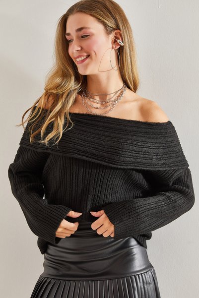 Women's Black Degaje Collar Sweater 40981004