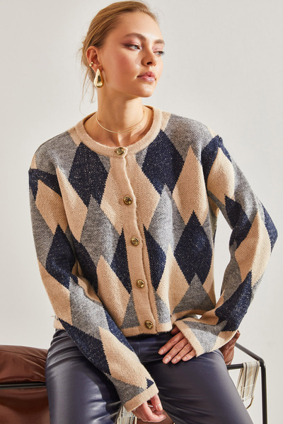 Women's Beige Navy Blue Diamond Patterned Knitwear Cardigan 60031033