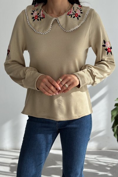 Women's Beige Bib Collar Embroidered Knitwear Sweater