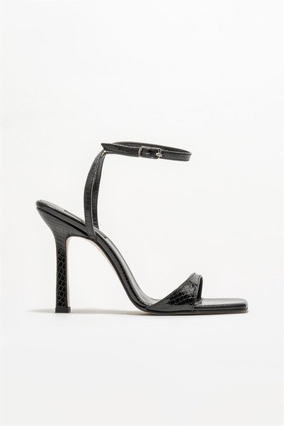 Black Women's Heeled Sandals