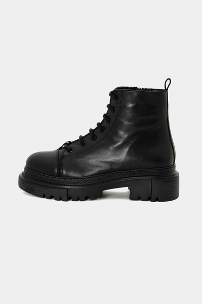 Black Color Women's Boots