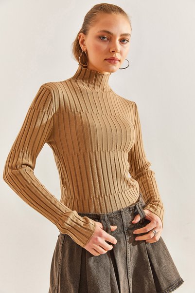 Women's Brown Turtleneck Piece Sweater 20234264