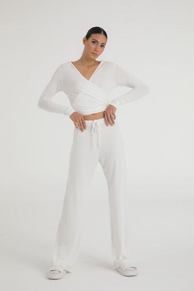 Ultra Soft Lace-Up Trousers Ecru