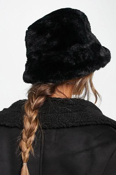 Black Plush Soft Textured Bucket Hat