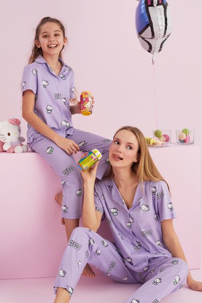 Hello Kitty Licensed 100% Cotton Lilac Multicolor Button Sleepwear Set