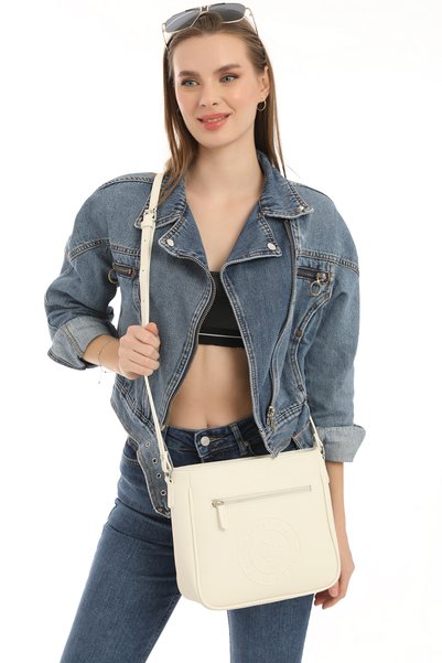 White Women's Shoulder Bag 05BHPC8032