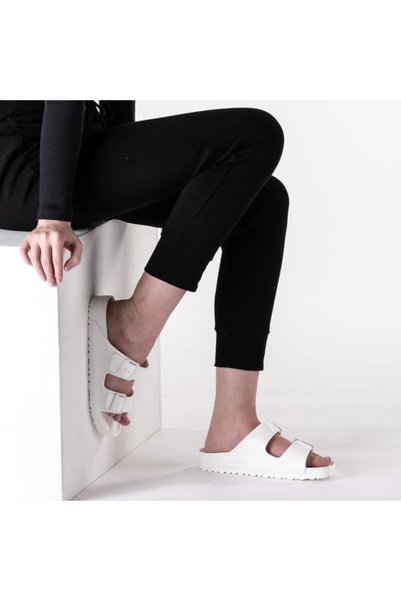 Arizona Eva Slippers - White
