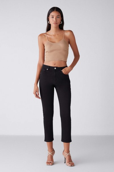 Gına Women's Skinny Fit Narrow Leg Regular Waist Organic Cotton Comfort Woven 5-Pocket Black Jeans