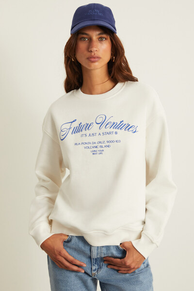 Soyeon Women's Front and Back Print Detailed Raised Long Sleeve Ecru Sweatshirt