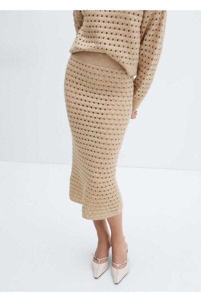 Perforated woven skirt