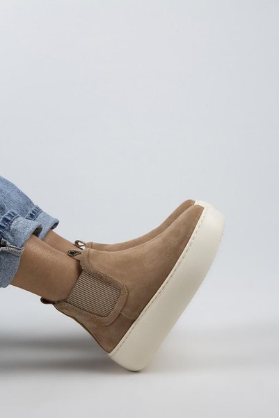 Ove Women's Genuine Leather Elastic Sand Boots with Fur Inside