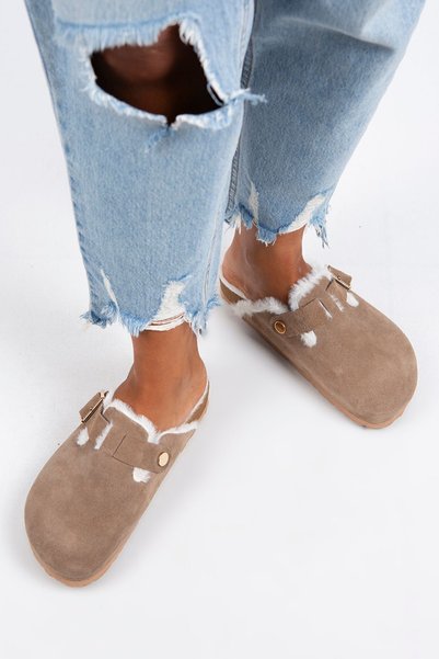 Zeta Furry Women's Genuine Leather Buckle Belted Furry Mink Suede Slippers