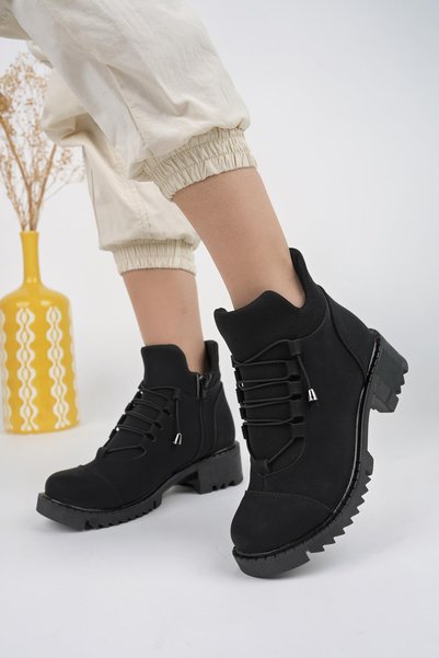 Molde Guaranteed Women's Stretch Rubber Laced Zippered Boots