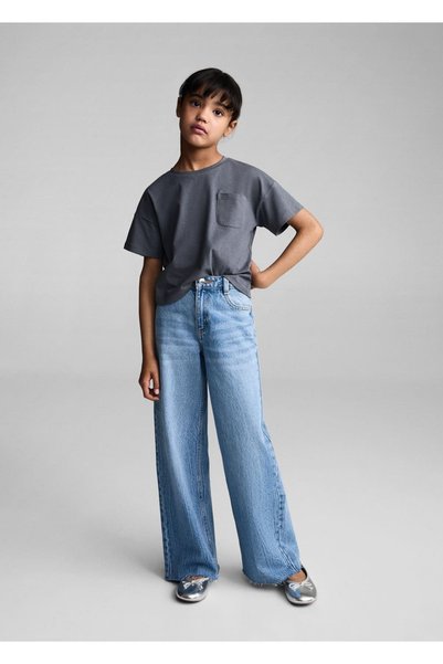 Cotton T-shirt with pockets