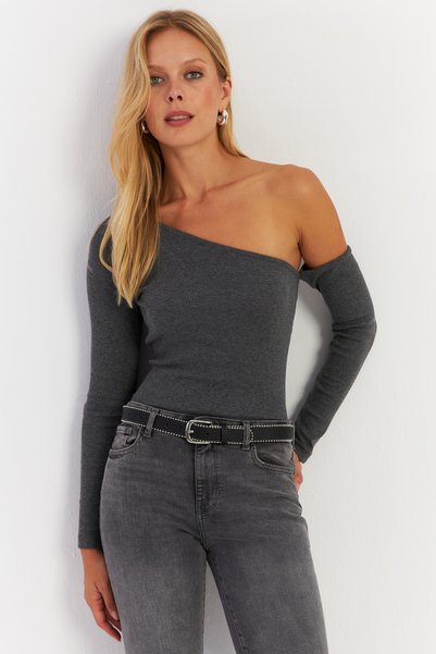 Women's Anthracite Asymmetrical Sleeve Camisole Blouse Hor1