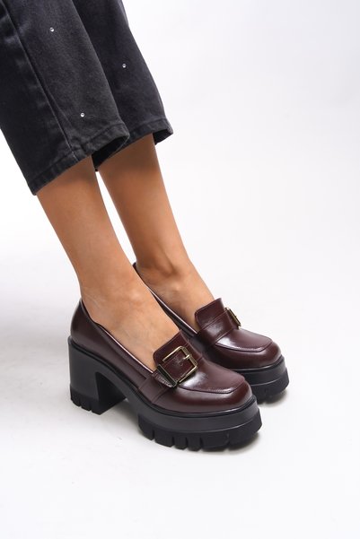 Taryndilwen Women's Buckle Heeled Loafer 00121009 Burgundy Wrinkled Patent Leather