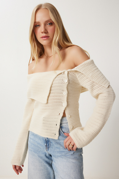 Women's Beige Buttoned Low Carmen Collar Knitwear Blouse Fn03377