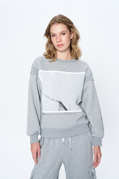 Printed Sweatshirt with Zipper Detail on the Back Gray