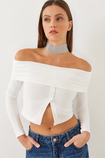 Women's White Madonna Collar Ribbed Button Detailed Blouse 60351007