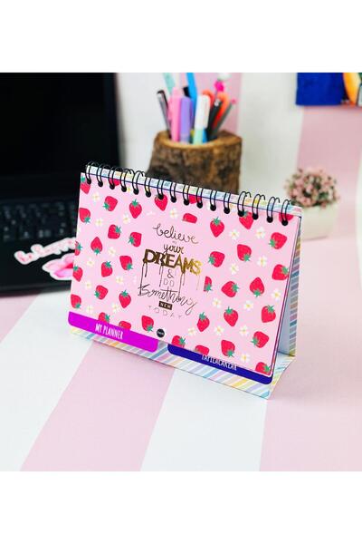 Believe In Your Dreams десктоп планер од новата генерација со дизајн на јагоди, 2 страници со налепници