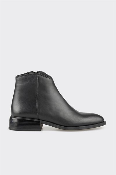 Black Leather Women's Classic Boots