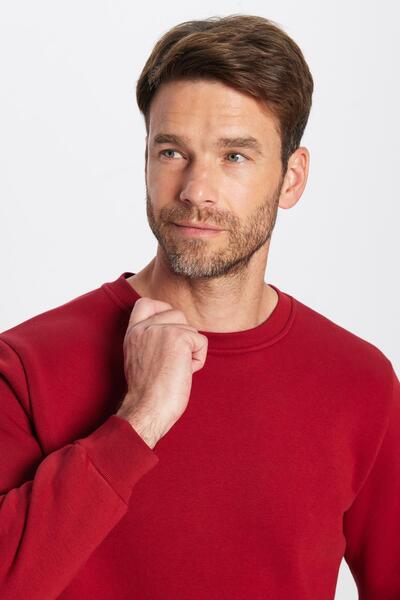 Unisex Relax Fit Comfortable Cut Cotton 3 Thread Fleece Basic Burgundy Crew Neck Sweatshirt