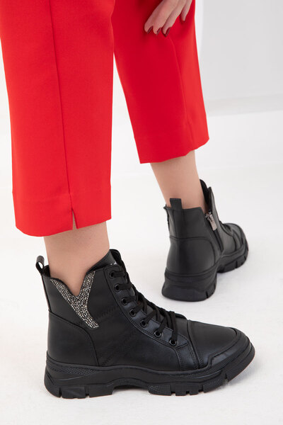 Black-Black Women's Boots & Booties 19915