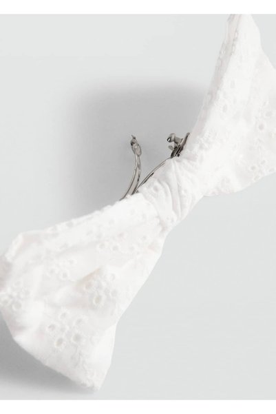 Buckle with Embroidered Tie