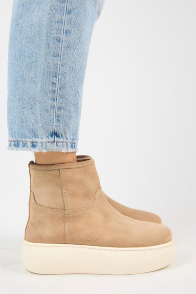 Gemma Women's Genuine Leather Flat Fur-Lined Sand Boots