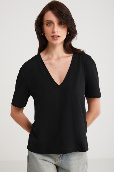 Alıne women's 100% organic cotton regular fit basic black v-neck t-shirt