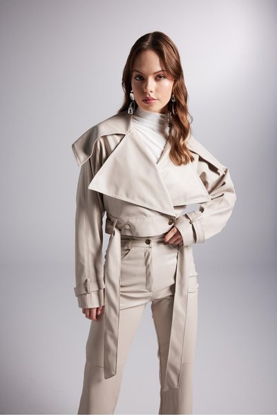 Crop Model Lined Belted Neeko Leather Jacket Beige
