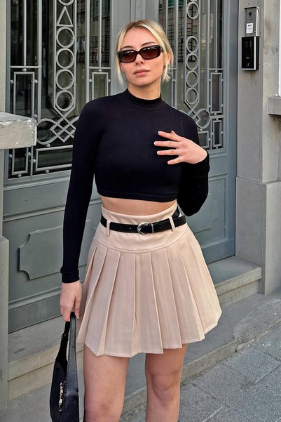 Beige Full Pleated Women's Mini Skirt with Belted Lining Shorts