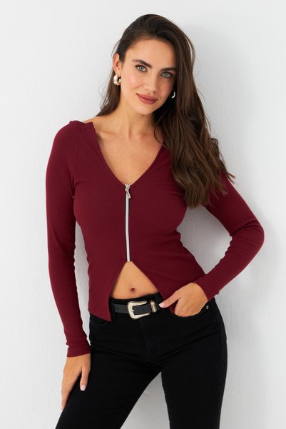 Women's Burgundy Zippered Ribbed Knit Blouse Ey2954