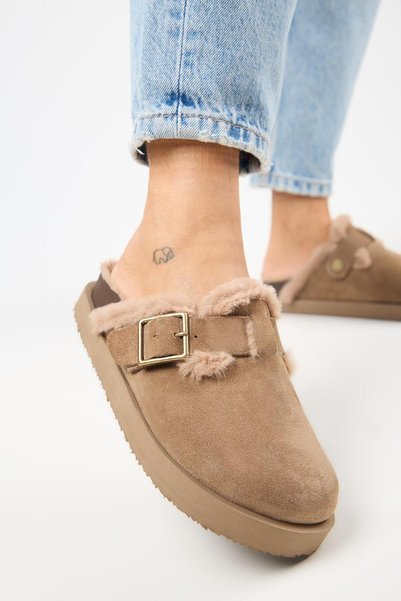 (Zeta 2 Furry Platform) Women's Genuine Leather Belted Buckle Sabo Mink Slippers