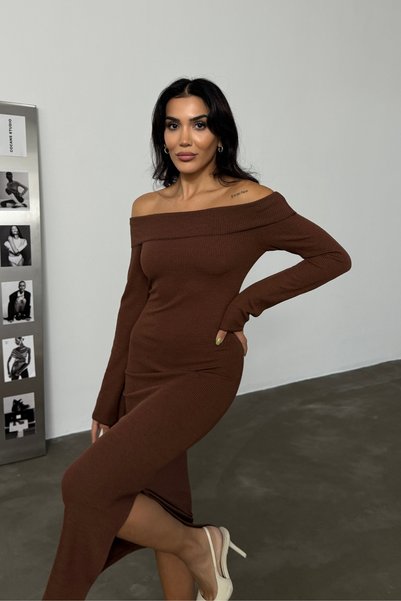 Women's Bitter Brown Carmen Collar Slit Detail Midi Length Basic Knitted Dress