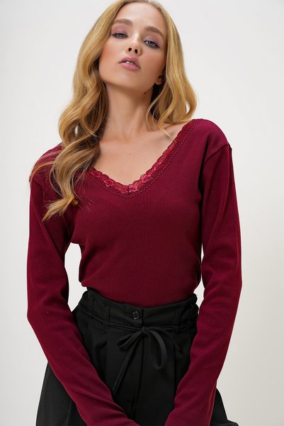 Women's Burgundy Back Front V Neck Lace Detail Blouse Alc-X11246