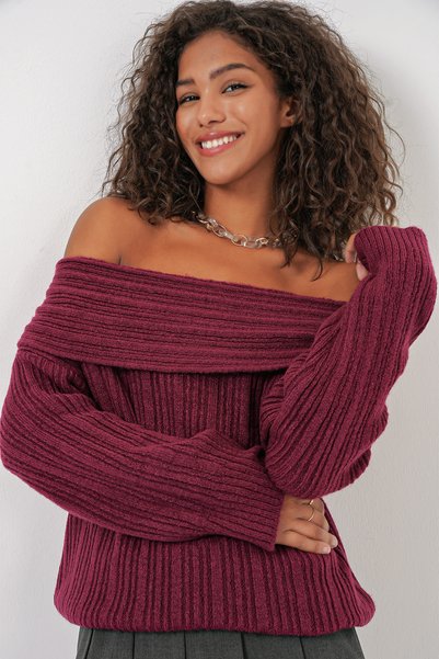 15908 Women's Open Shoulder Oversize Knitwear Sweater - Burgundy