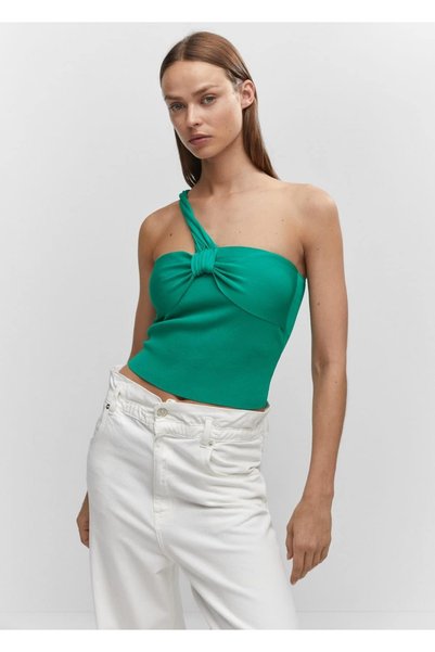 Asymmetric collar knitwear blouse